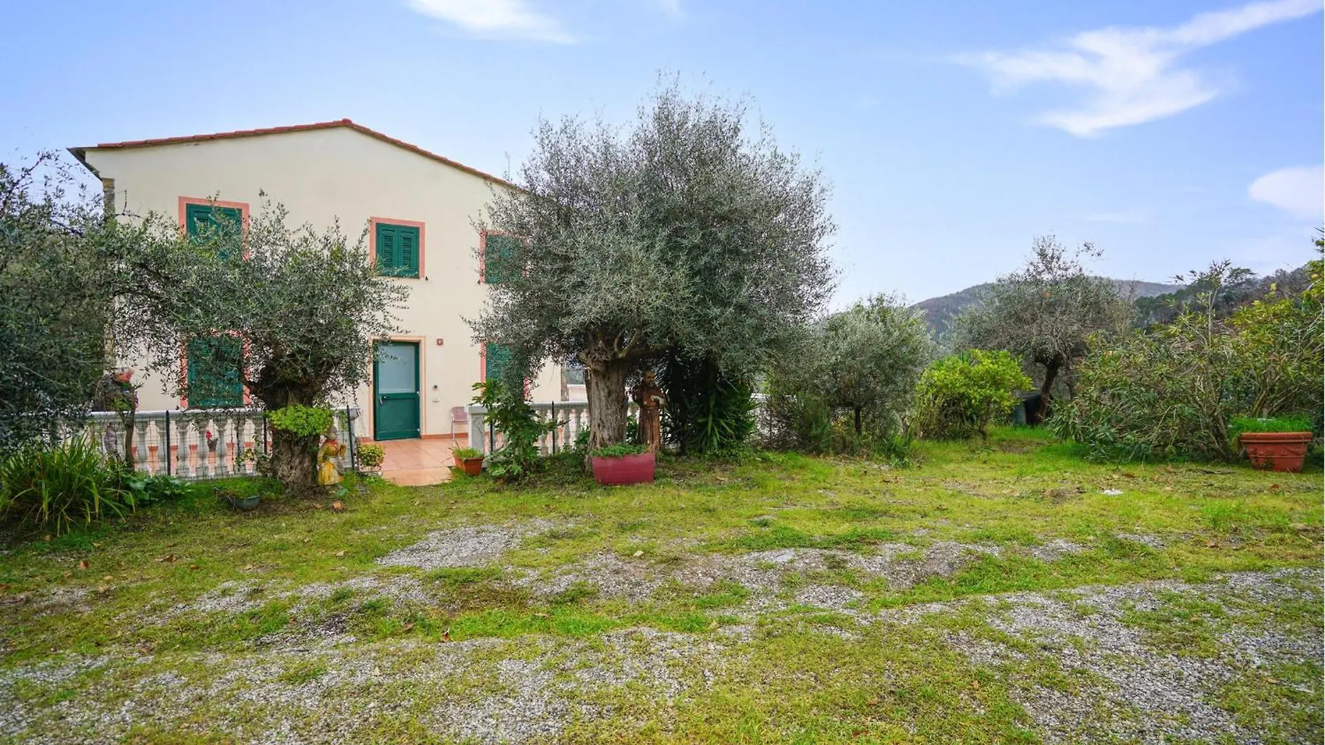 Beautiful Home In Ne Ne Italy